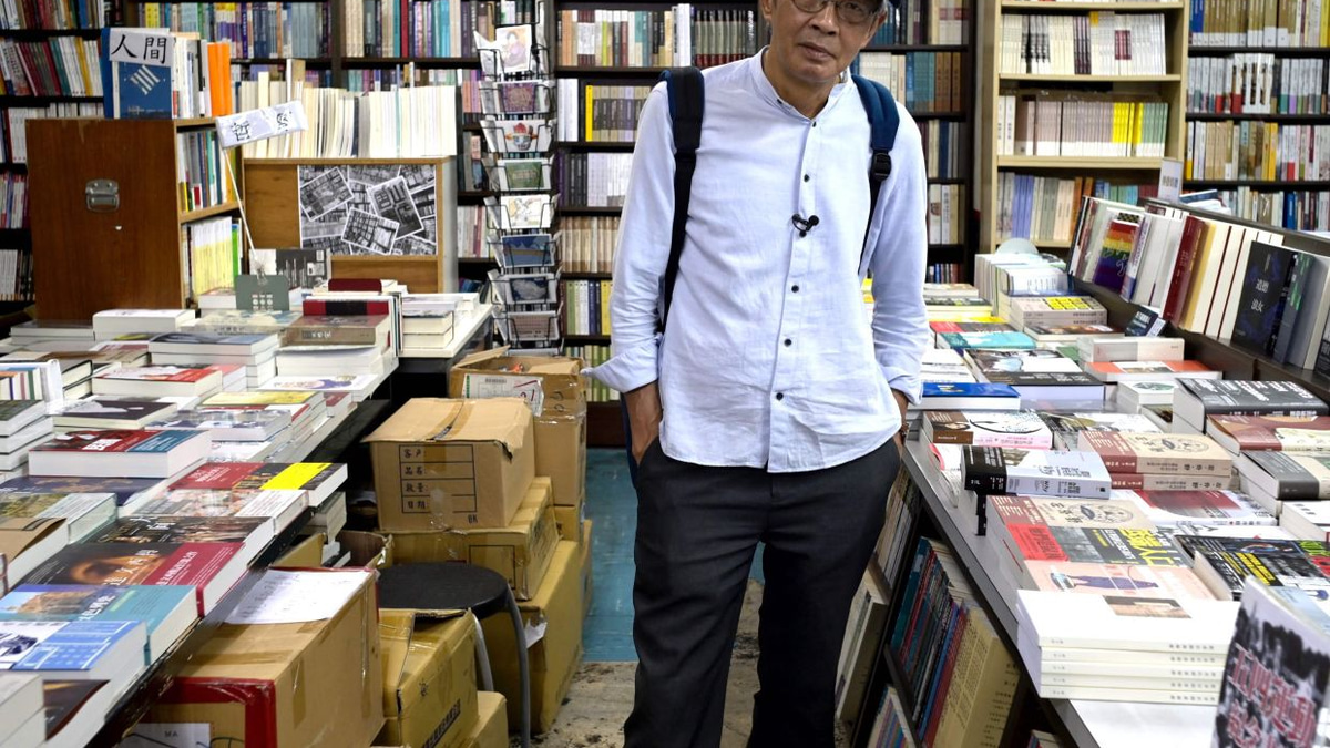 Hong Kong bookseller Lam Wing-kee, symbol of freedom struggle, dies in Taiwan aged 70