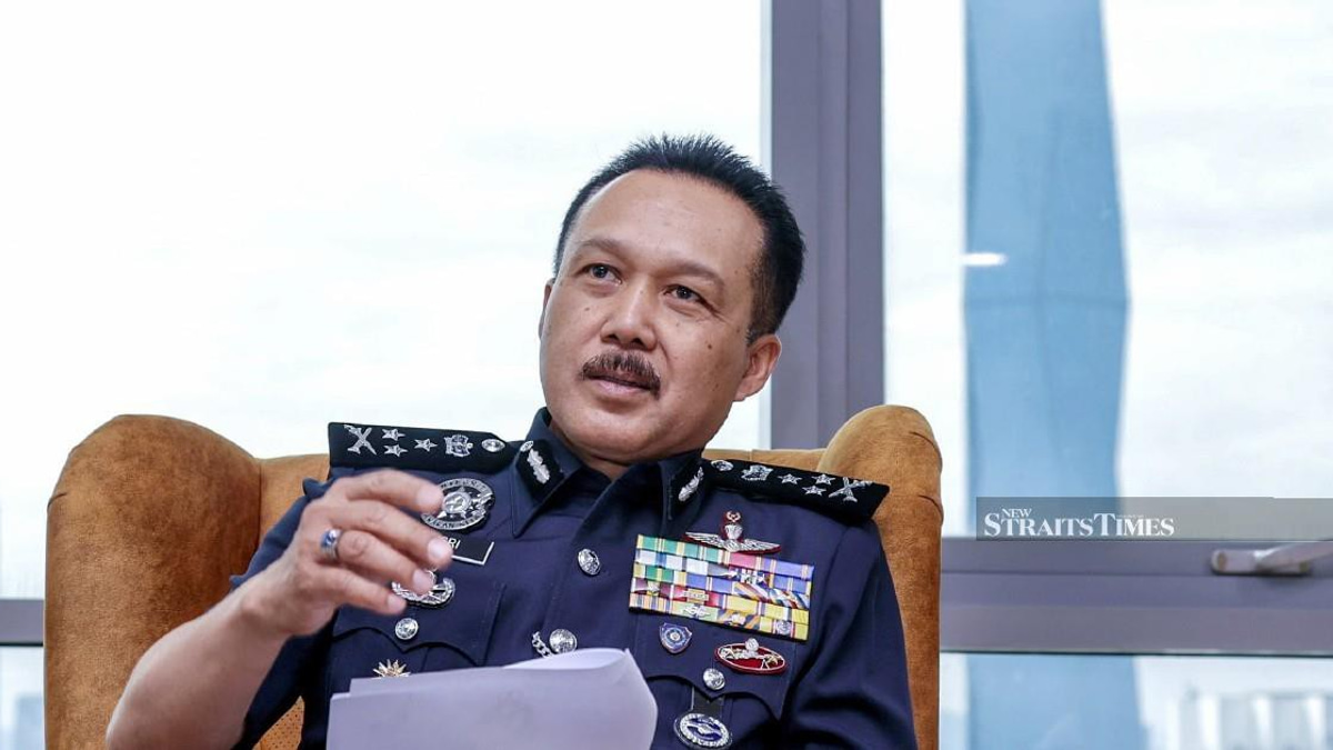 Police Arrest 99 in Massive Illegal Mining Crackdown, Seize Nearly RM119 Million in Assets