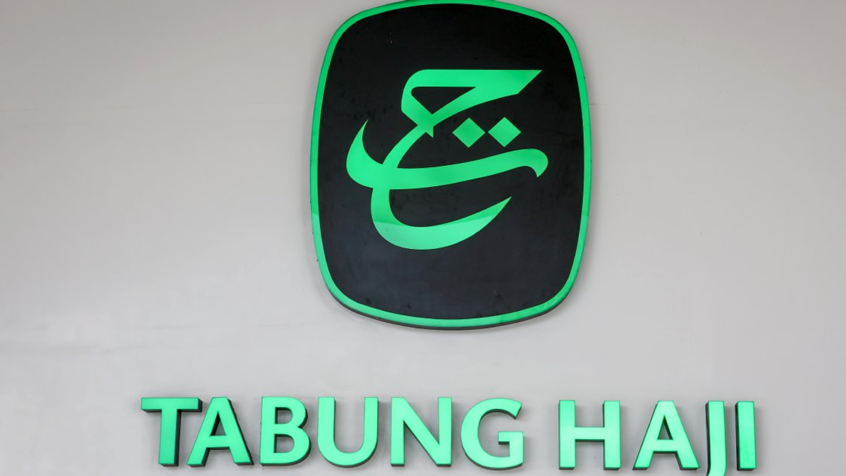 Anwar Pushes for Parliamentary Debate on Tabung Haji Inquiry Findings