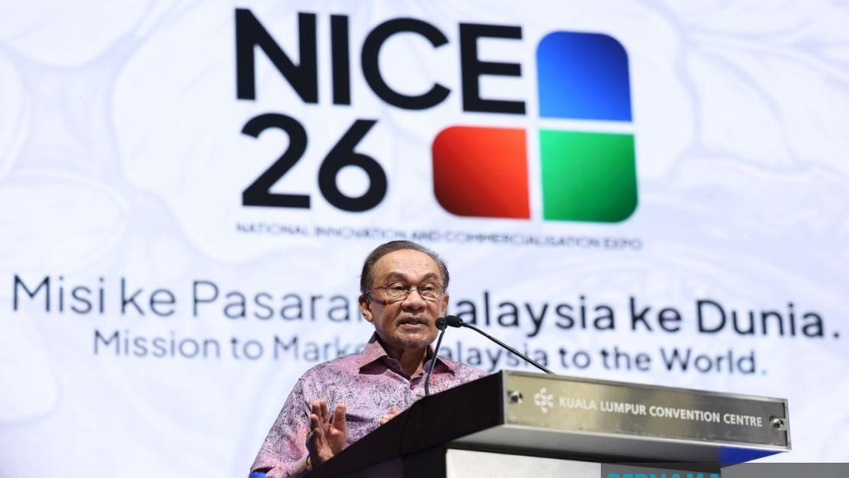 Malaysia Must Scrap Outdated Bureaucracy to Keep Pace With Global Innovation, Says PM Anwar