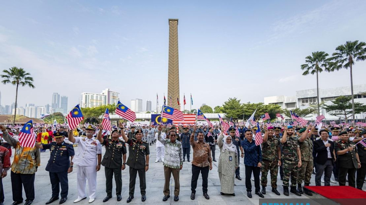 Keep National Day Celebrations Free From Political Divisions, Urges Defence Minister