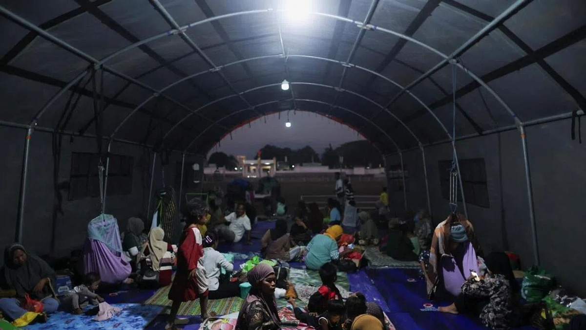 Singapore's PM Wong Sends Condolences to Indonesia Following Devastating Flores Earthquake