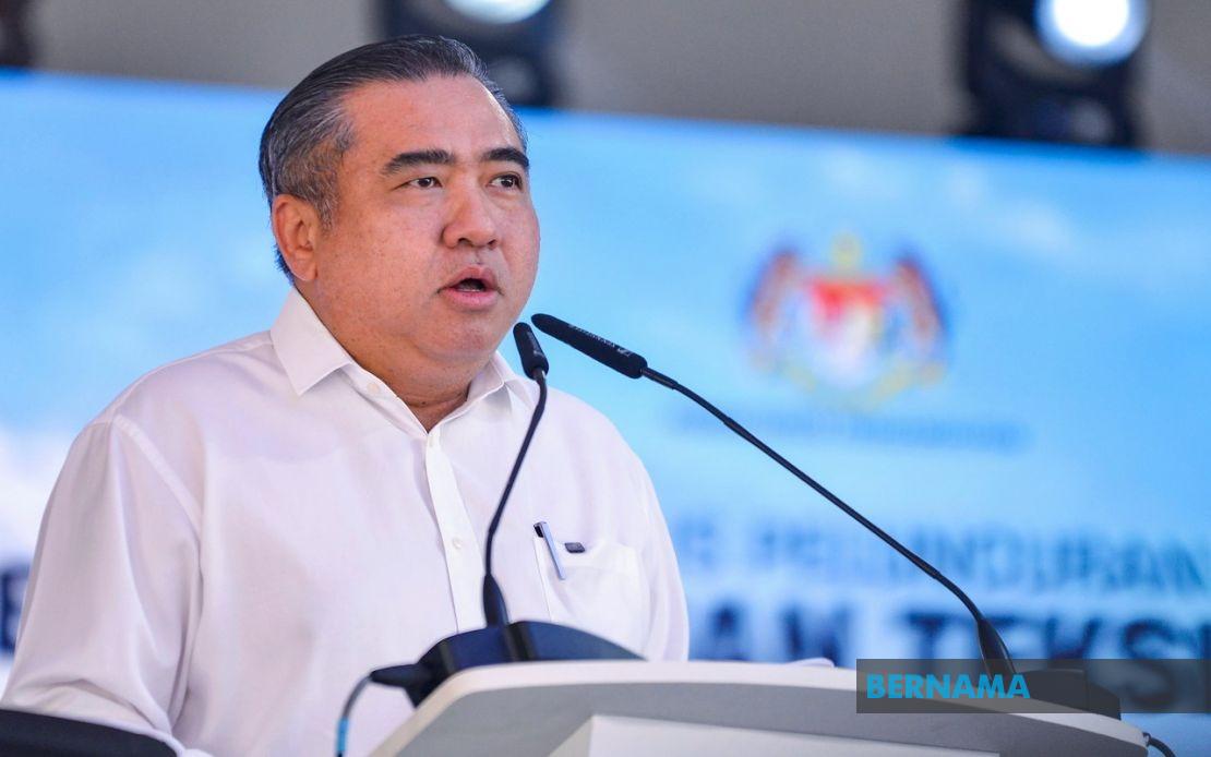 Malaysia's MADANI Taxi Reform Ends Leasing, Lets Drivers Own Vehicles Outright