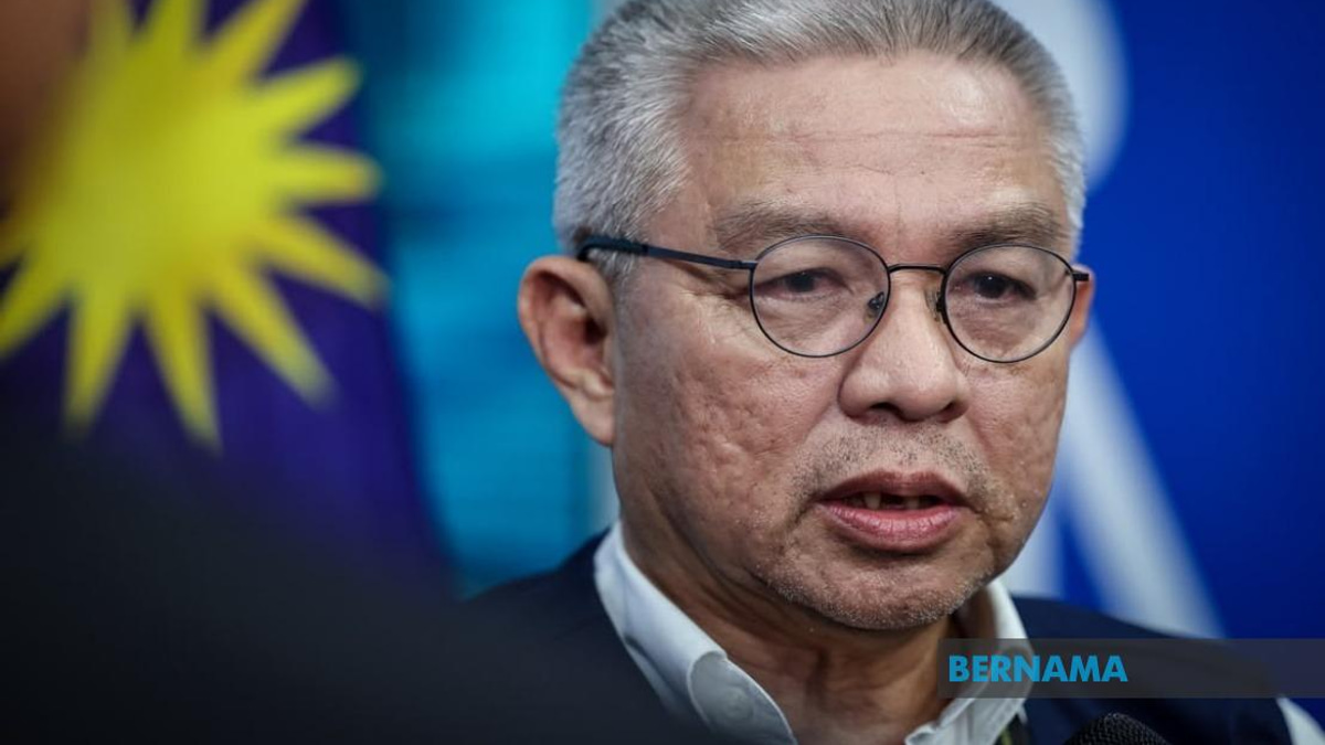 Dr Adham Baba Leverages Community Networks and Development Record in Pasir Raja Push