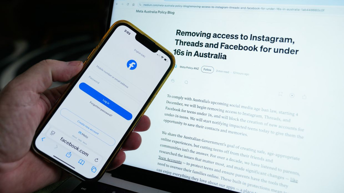 Australian PM Criticises Senate Delay on Child Social Media Ban Enforcement Powers