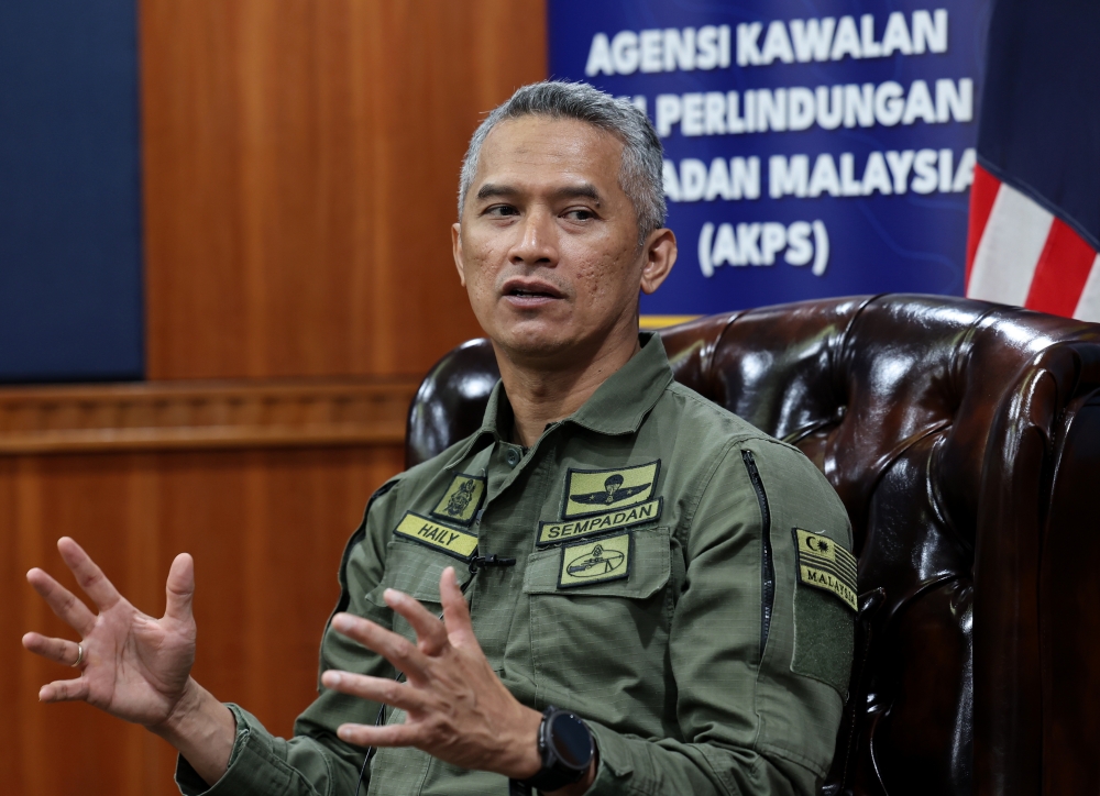 KLIA Border Officials Did Not Flag Pilot's Luggage Before Jakarta Drug Arrest, Says Agency Chief