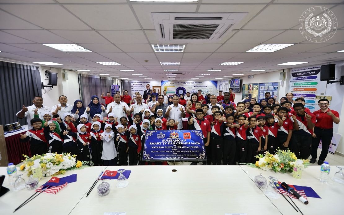 Johor Royal Foundation Equips Schools with Smart TVs and Vision Screening for 2,000 Students
