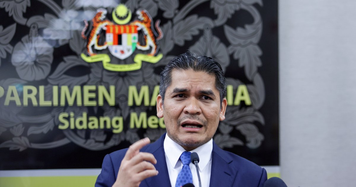 Bersatu MPs to Stay for Tabung Haji RCI Sitting, Confirms Radzi Jidin