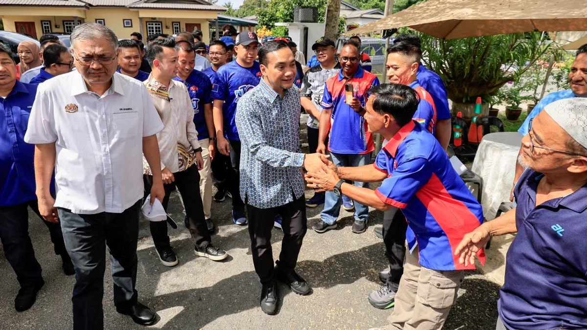Onn Hafiz Says PAS Free to Set Own Election Strategy, Including BN Support Call