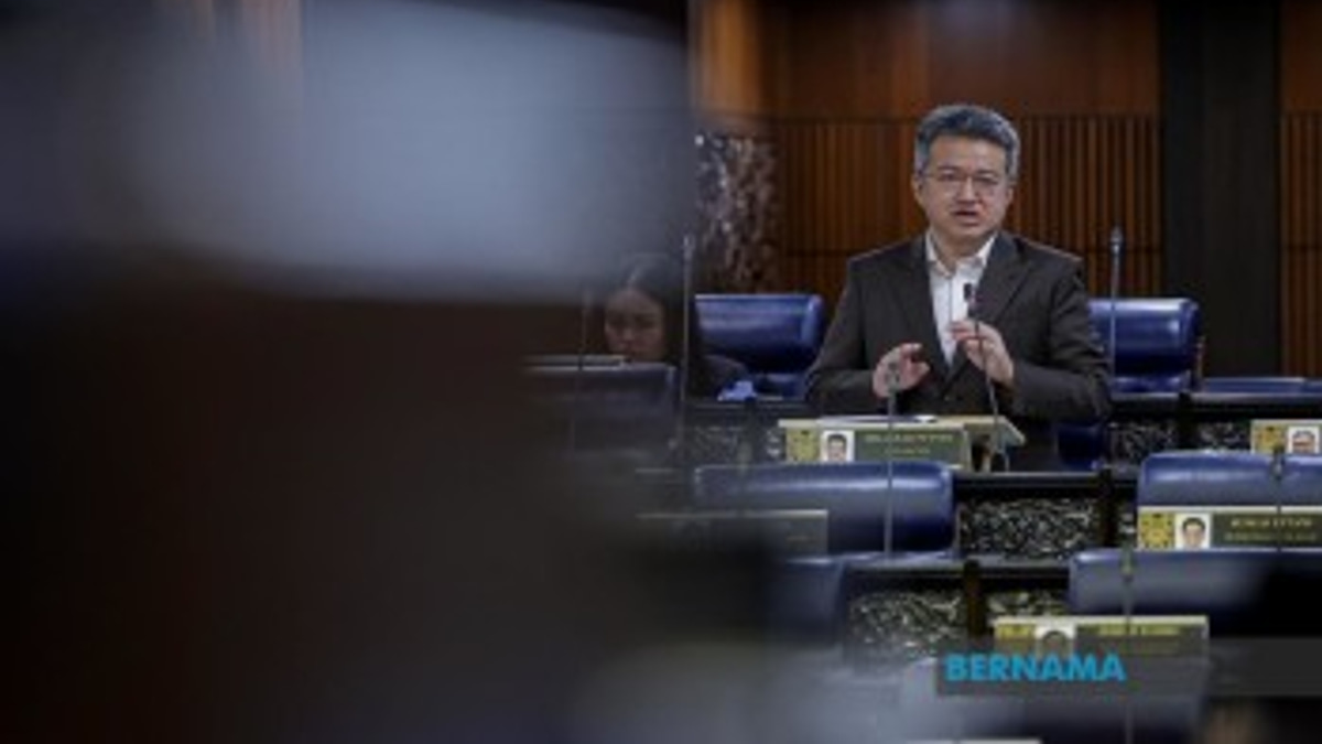 Malaysia's Fiscal Discipline Paying Off as Deficit Shrinks for Fifth Consecutive Year