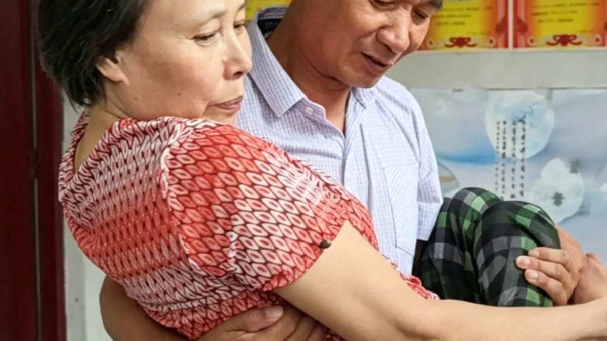 A quarter-century of devotion: how one Chinese man became sole carer for his paralysed wife