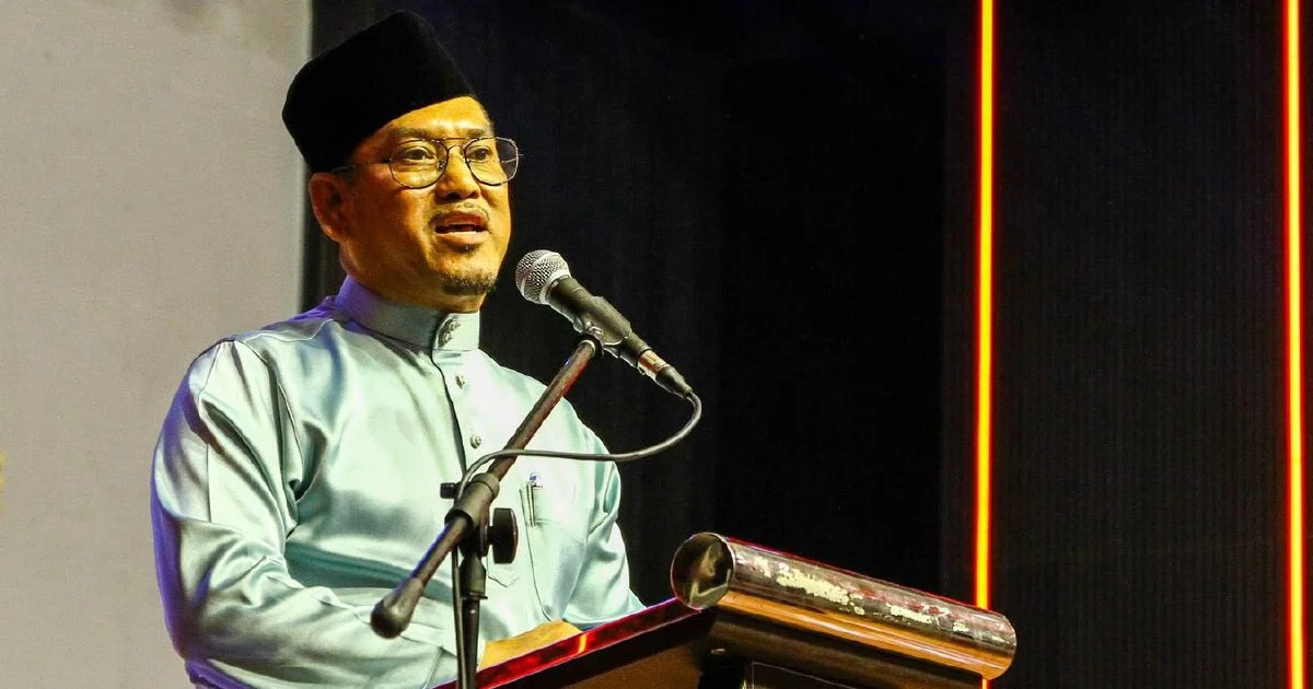 Bersatu Vice-President Ahmad Faizal Azumu Criticises PN Ally Over Coalition Loyalty