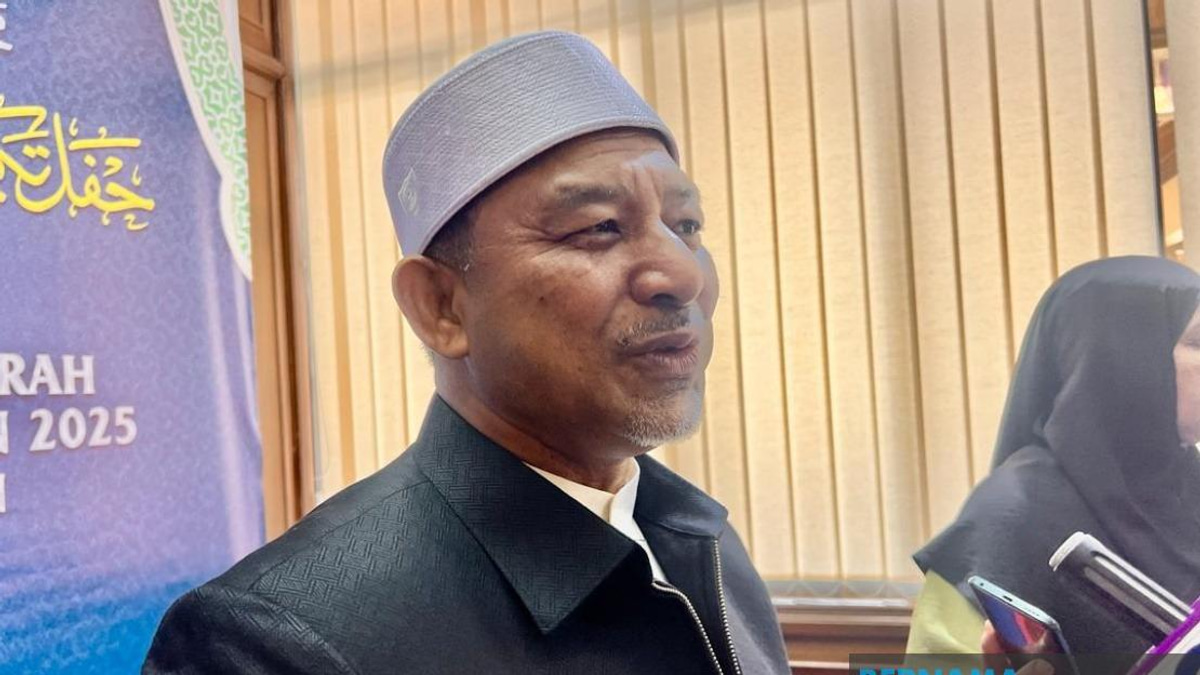 Kelantan Rewards 1,494 High-Achieving Students With RM747,000 Excellence Fund