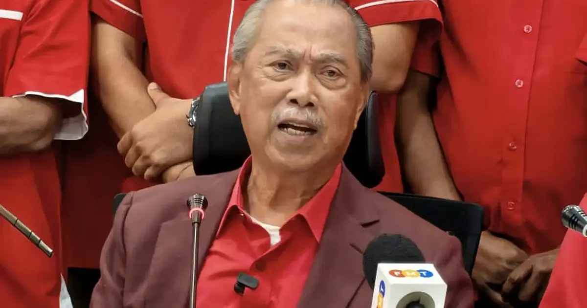 Bersatu Ready for Frontal Challenge to PAS, Declares Muhyiddin