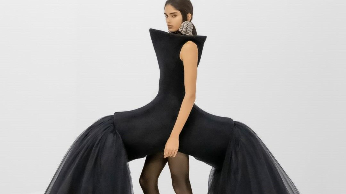 Unwearable Fashion Becomes the Clickable Currency of Haute Couture