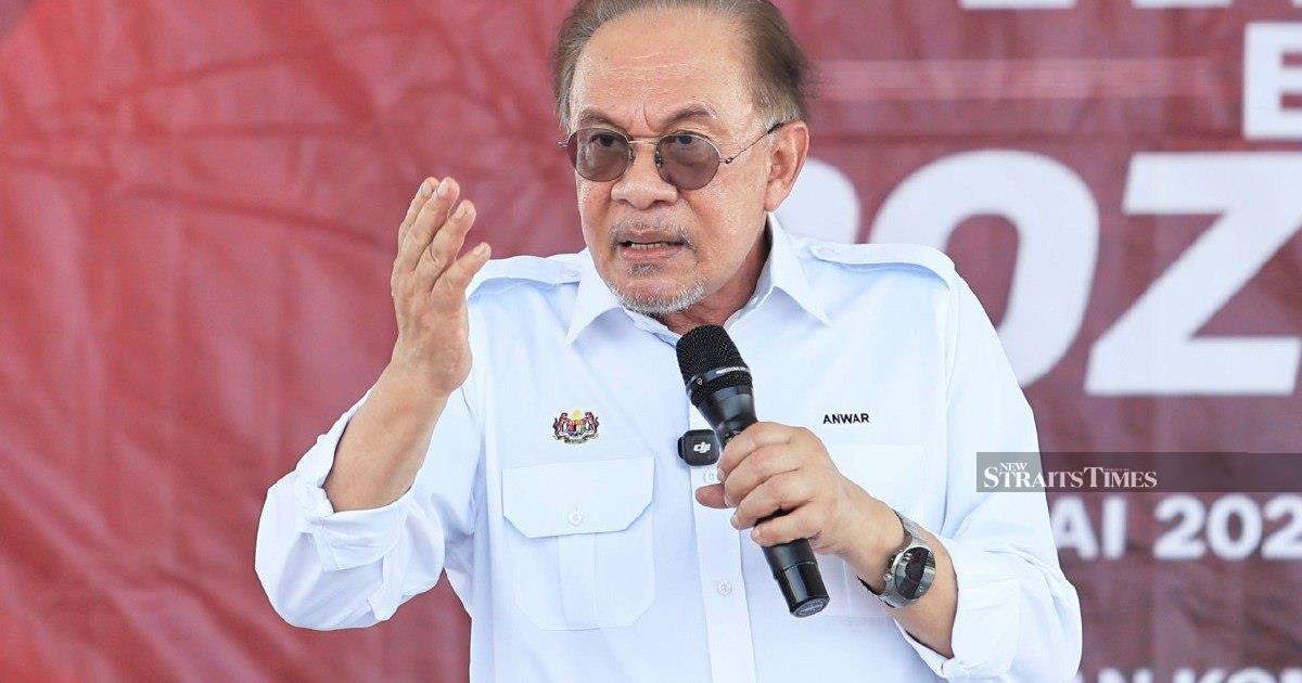 Anwar Questions Onn Hafiz's No-Show at Federal-State Coordination Meetings