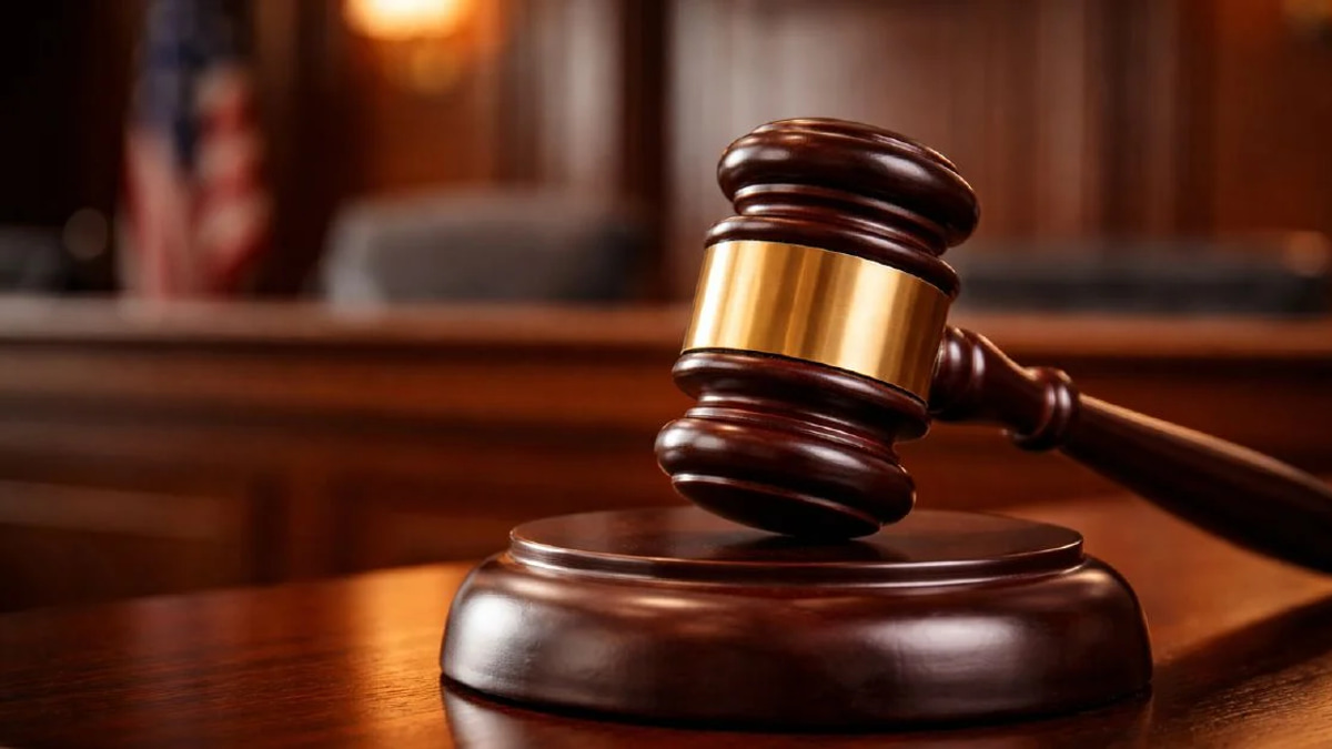 Police Corporal Faces Drug Possession Charge in Court Lock-Up
