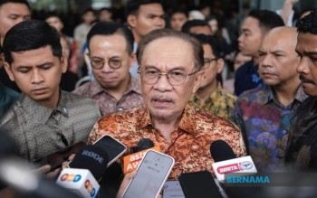 Malaysia Will Not Revert to GST, PM Anwar Says, But Open to SST Reforms