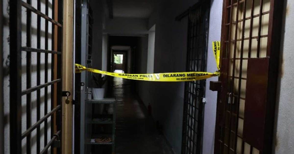 Police Launch Murder Investigation After Woman's Body Discovered in Luggage at Kajang Residence