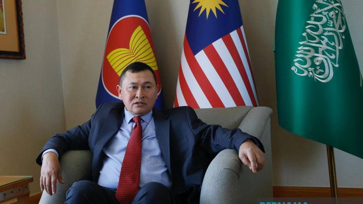 Mohamad Hasan To Lead Malaysia's Delegation At Crucial OIC Meeting On Palestine