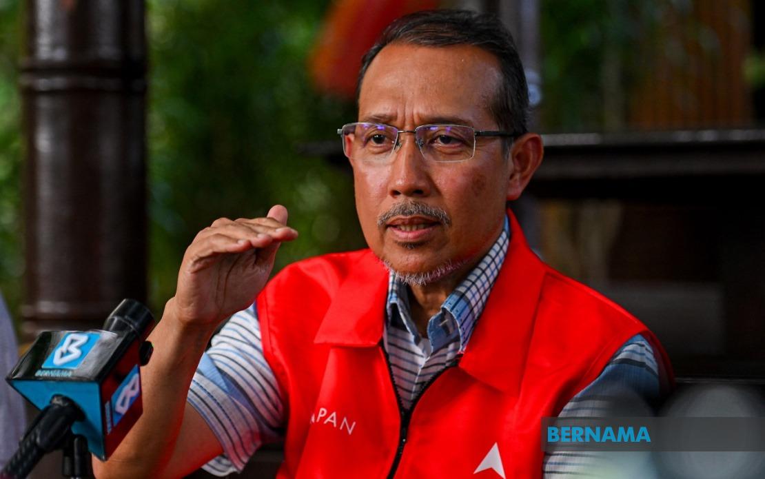 Nazri Vows Economic Revival for Ampangan in Negeri Sembilan Polls