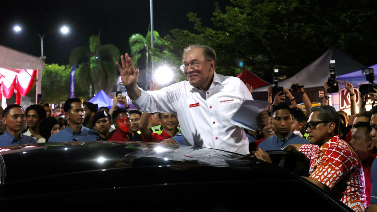 Anwar's Apology to Indian Community Reflects Genuine Commitment to Inclusivity, Says Rayer