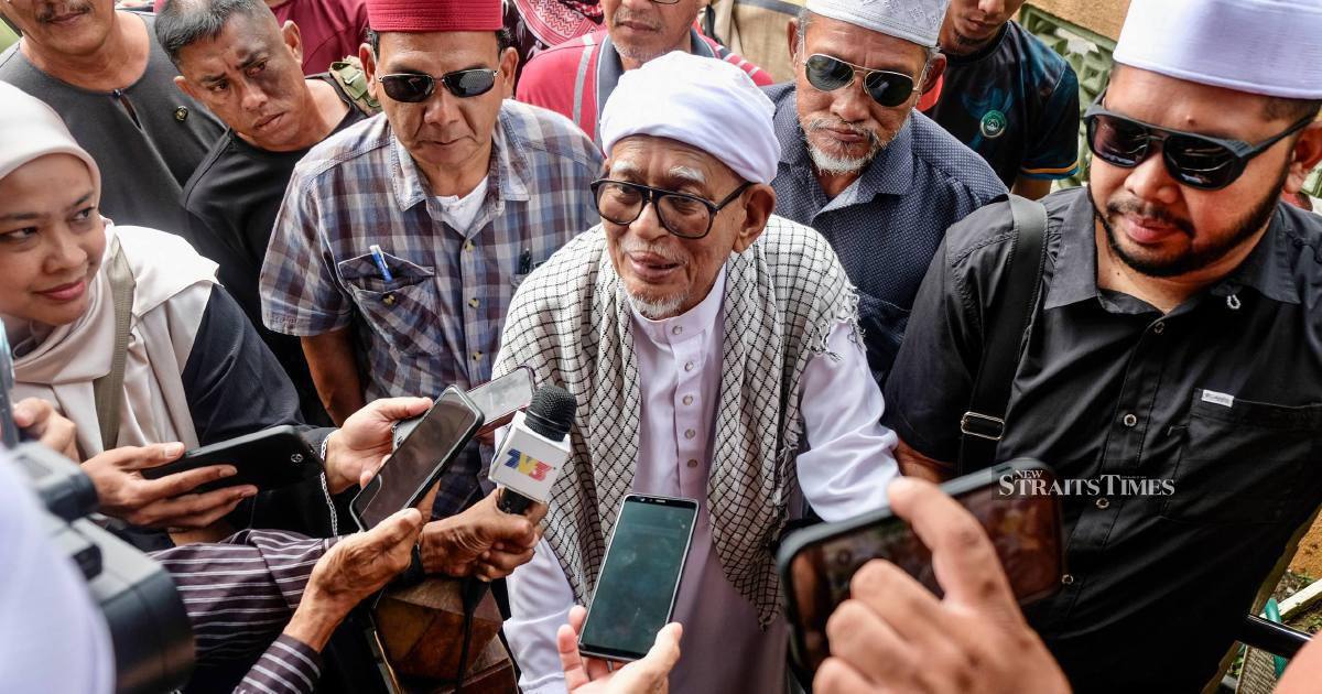 Hadi Says Anwar Should Have Attended TH Royal Commission Parliamentary Sitting