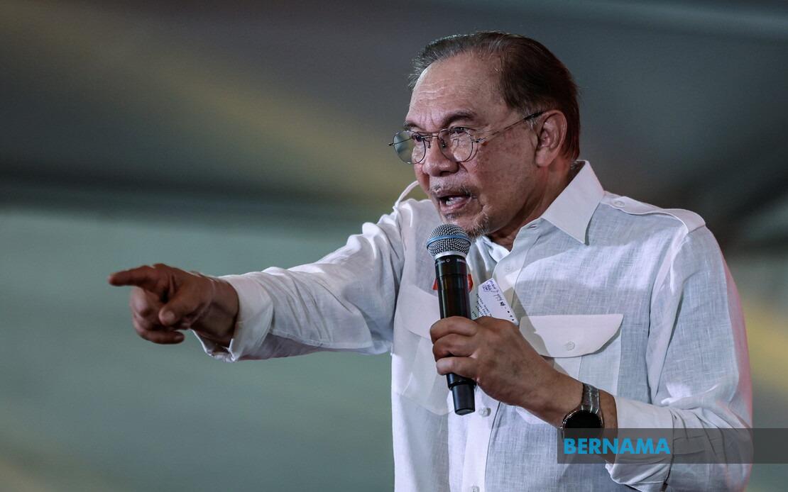 Anwar Defends Kedah Development Record, Pushes Back on Sanusi Criticism