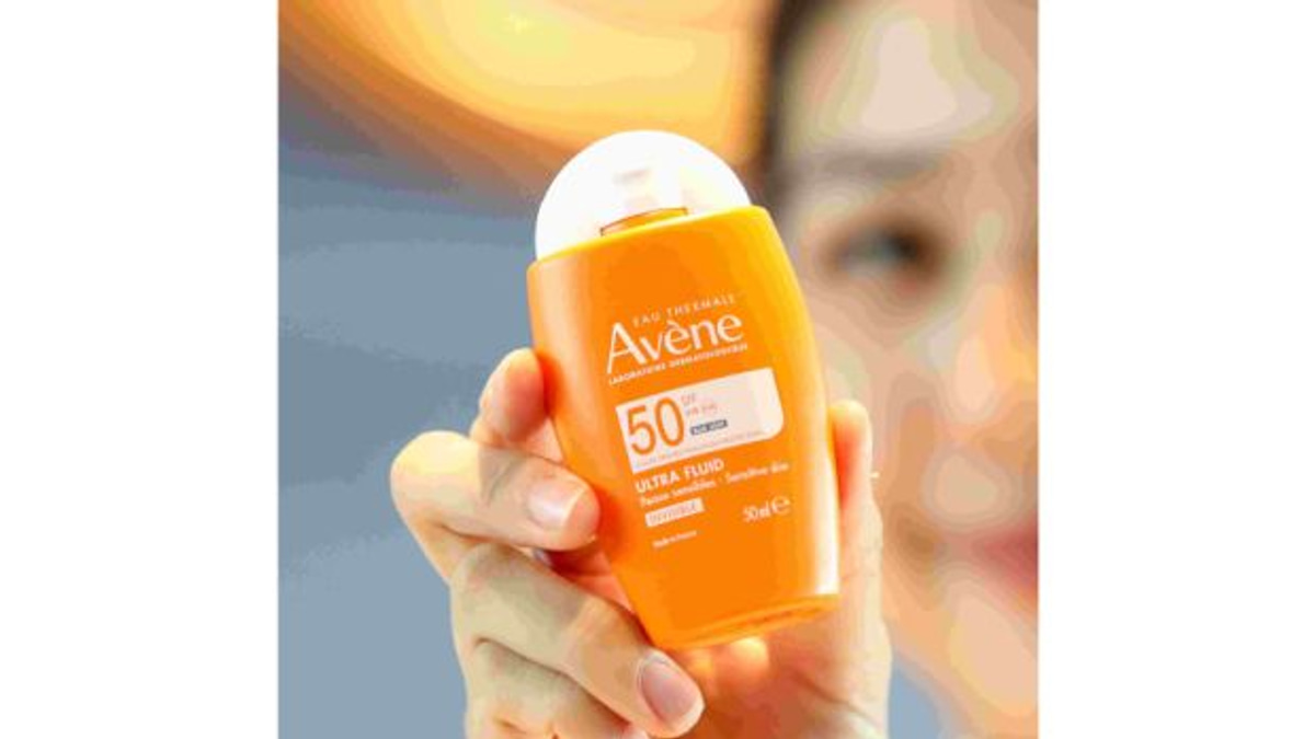 Indoor Work and Blue Light: Why Daily Sunscreen Matters More Than Most Malaysians Realise