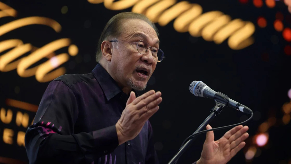 Malaysia Pivoting to High-Tech Economy Built on Semiconductors and AI, Says Anwar