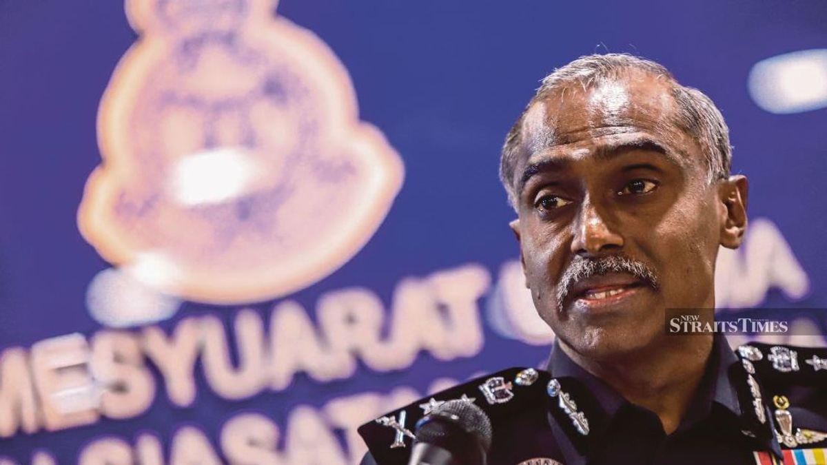 Police Smash Human-Trafficking Ring With Mass Arrests in Manjung
