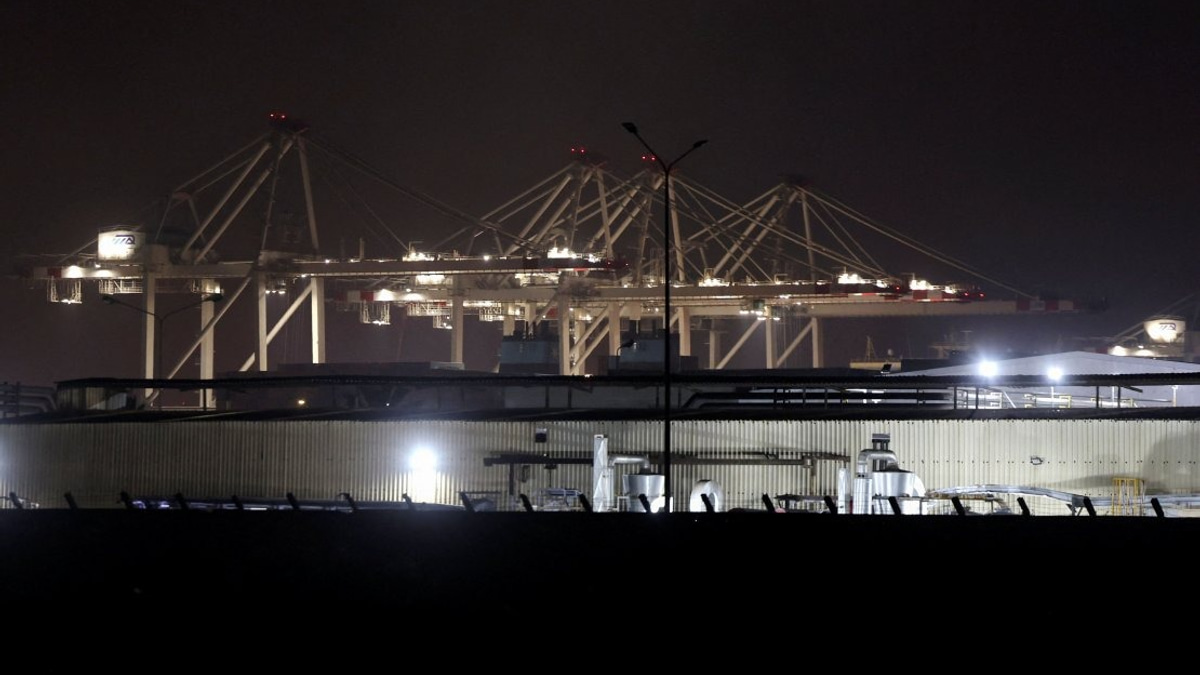 Iran Accuses Israel Of Planning False-Flag Operations As Damietta Port Attack Raises Regional Tensions