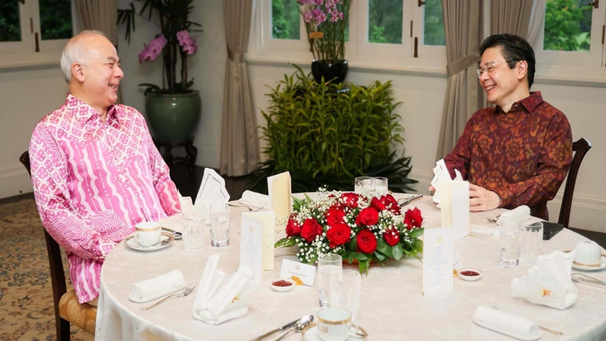 Sultan Nazrin, Singapore PM Wong Discuss Strengthening ASEAN Ties and Bilateral Cooperation
