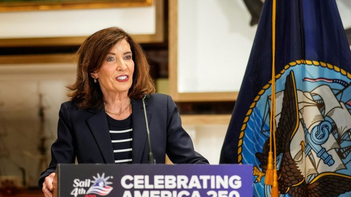 New York Becomes First US State to Halt Data Center Construction Over AI Boom Concerns