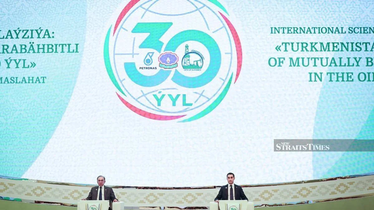 Anwar's Energy Diplomacy: Strategic Partnerships Reshape Malaysia's Oil and Gas Outlook