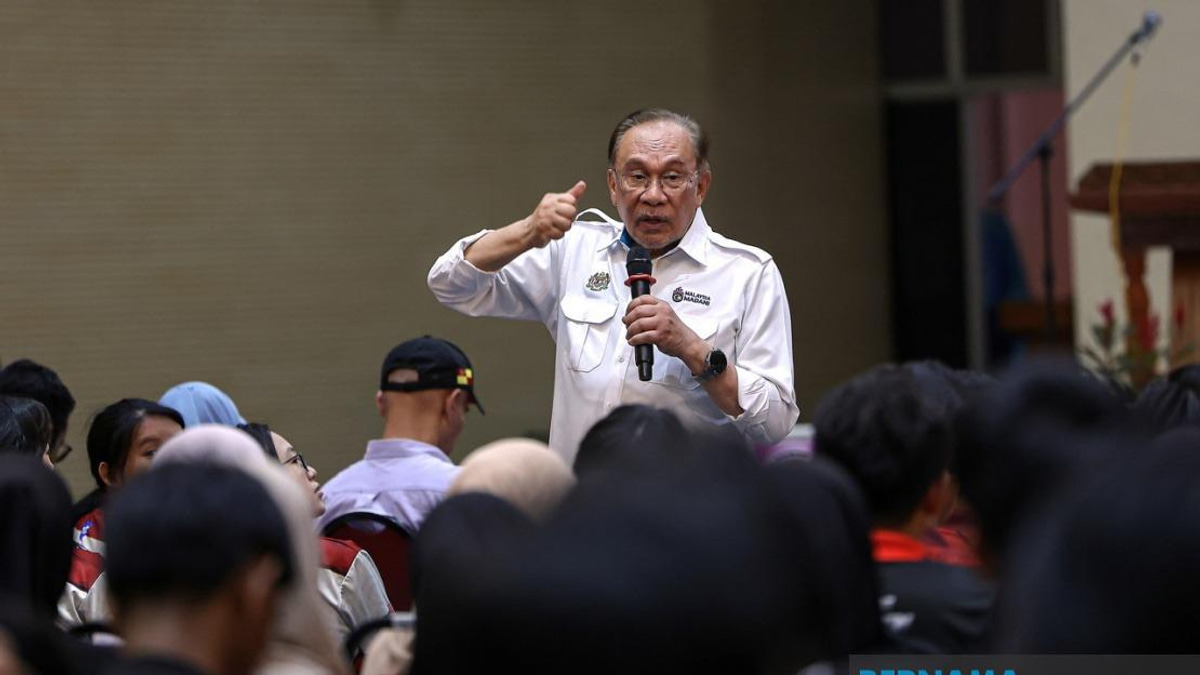 Merit and Need Balance Key to Fairer Matriculation Access, Says PM Anwar