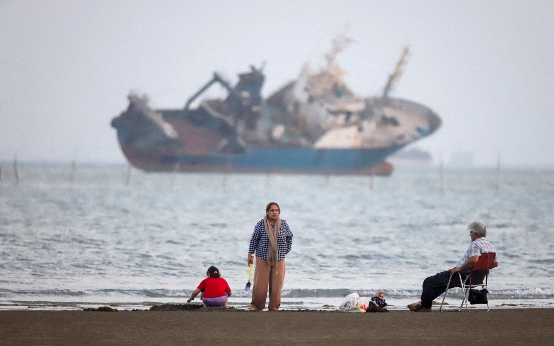 US Advises Citizens to Evacuate West Asia as Regional Tensions Reach Critical Point