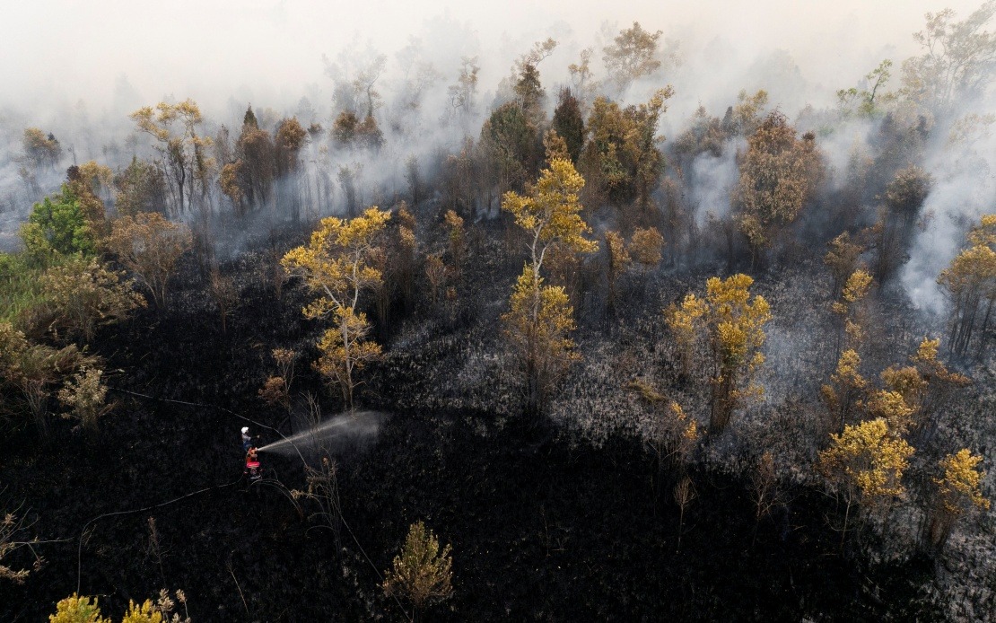 Singkawang Airport Shuts Down as Kalimantan Haze Crisis Worsens
