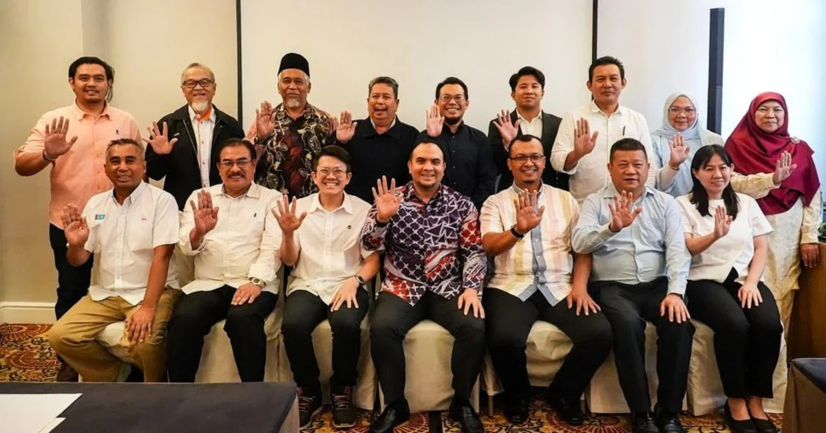 Anwar's Political Secretary Takes Helm of Pahang PH