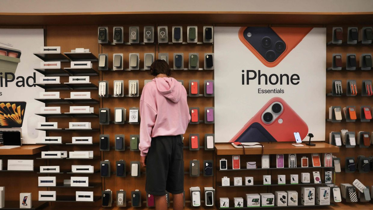 Apple and OpenAI's Escalating Trade Secrets Feud: Hardware Ambitions and Silicon Valley Talent Wars