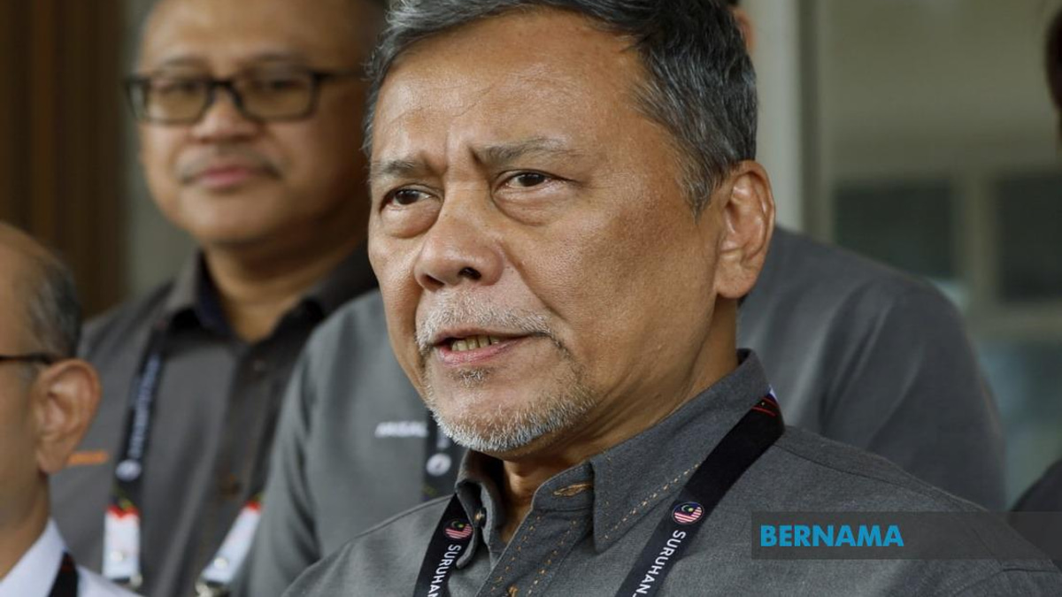 Election Commission Logs 588 Complaints Ahead of Johor State Polls