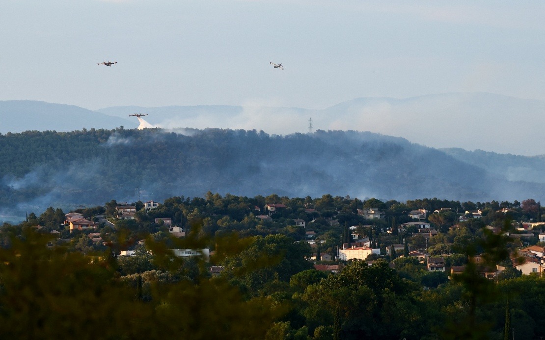 France Confronts Unprecedented Wildfire Crisis as Burnt Land Reaches 40,000 Hectares