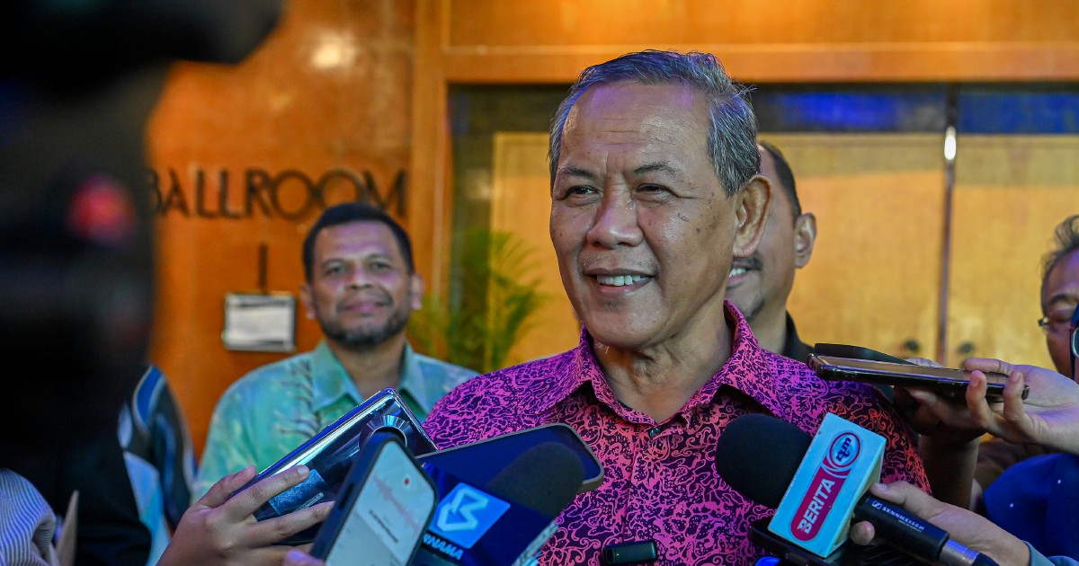 Negri Sembilan Chief Urges Focus on Flood Solutions Over Political Posturing