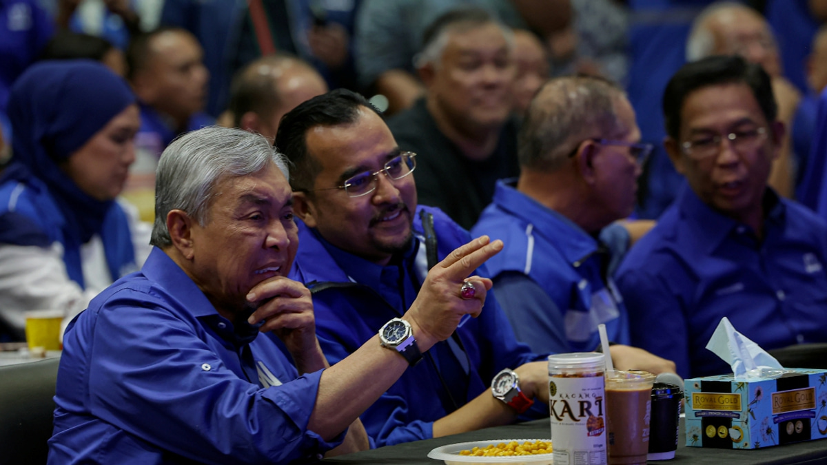 Umno's Asyraf urges humility after Negri Sembilan win, warns against repeating past errors