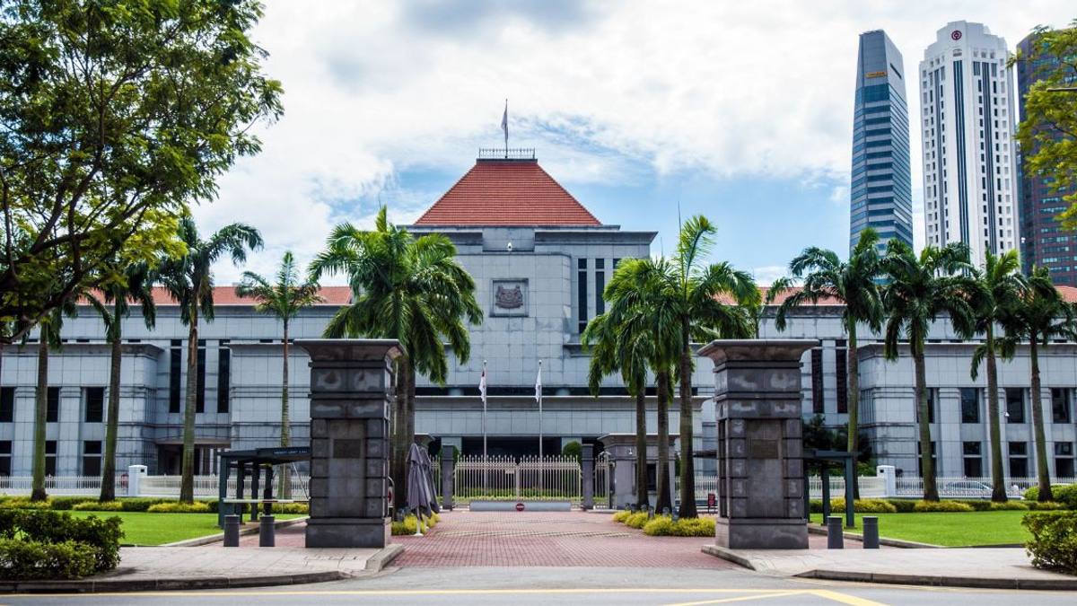 Singapore Police Arrest 40-Year-Old Over Bomb Threats Against Parliament and HTX