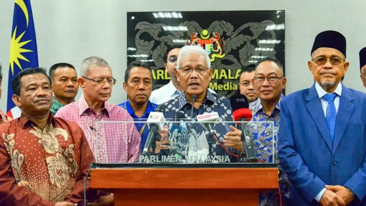 Hamzah Demands Transparency Over Azam's NFCC Appointment Amid Probe Questions