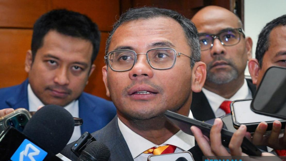 Selangor Chief Minister Highlights Local Complicity In Sheltering Undocumented Migrants