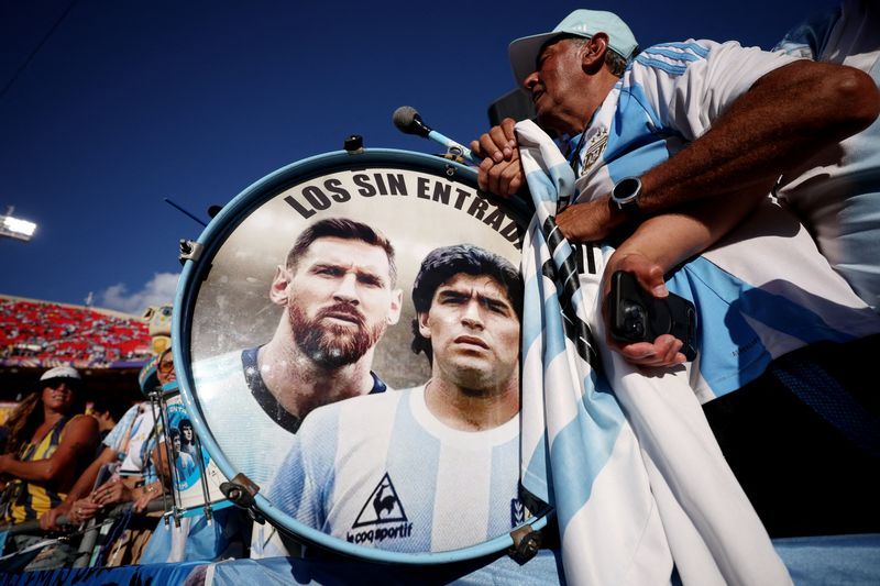Argentina's War Veterans Urge Fans to Keep Politics Out of England World Cup Clash