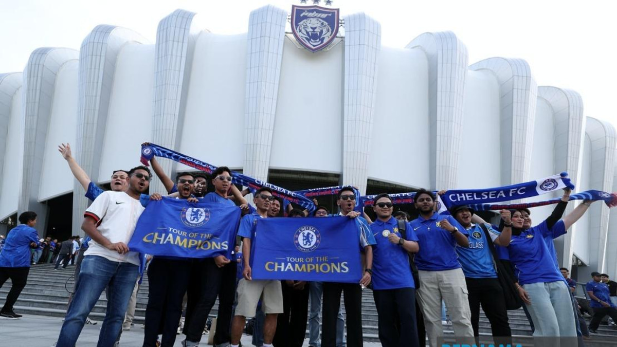 Johor Darul Ta'zim and Chelsea Draw Thousands to Sultan Ibrahim Stadium for Historic Friendly