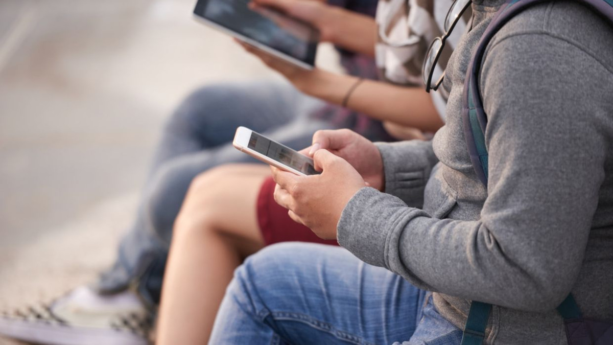 Global Push to Shield Children from Social Media Intensifies, Yet Implementation Hurdles Mount